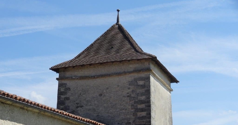 Le pigeonnier de la grave vu de l'extérieur